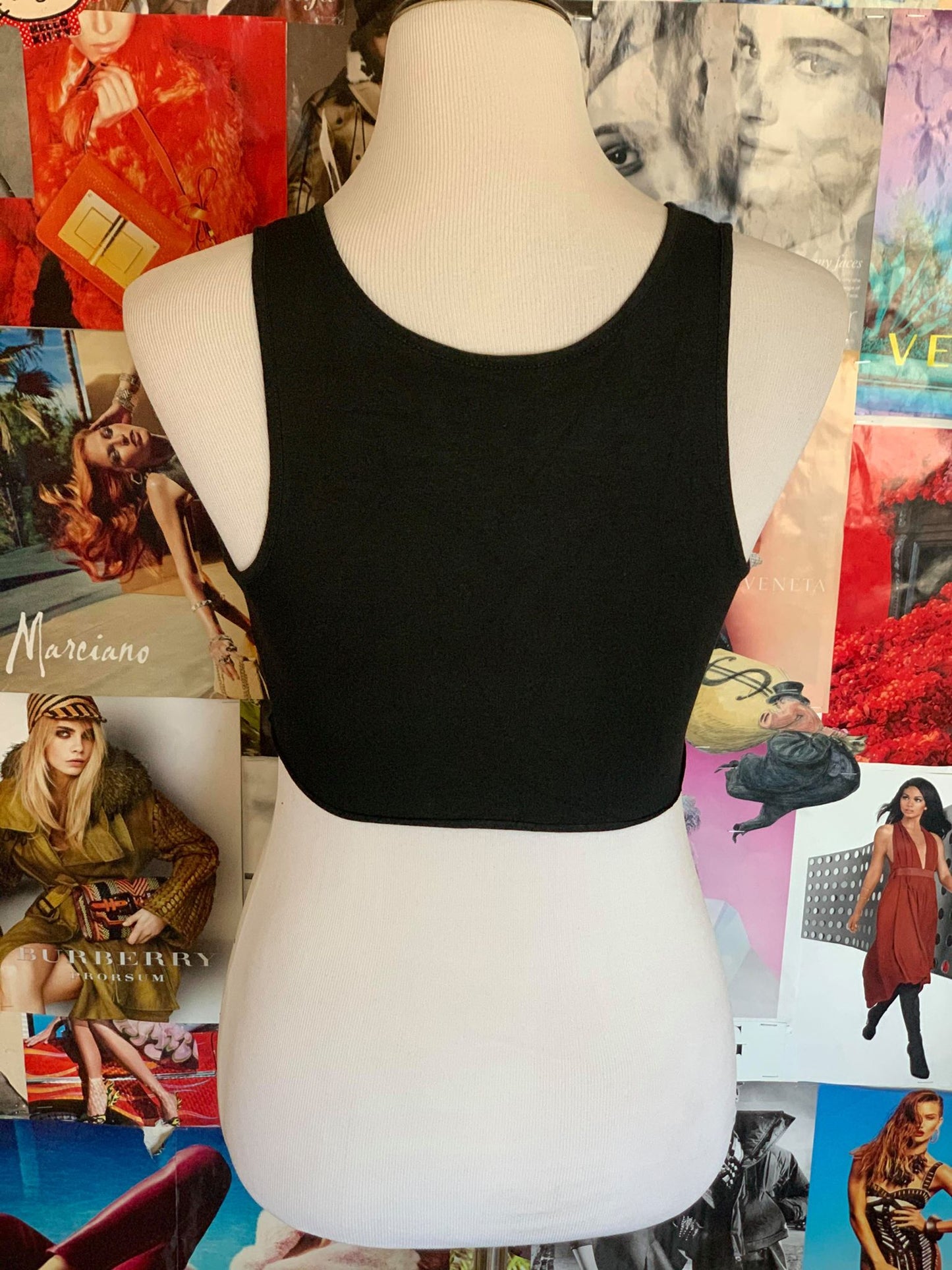 "Off The Chain" Crop Top - Black